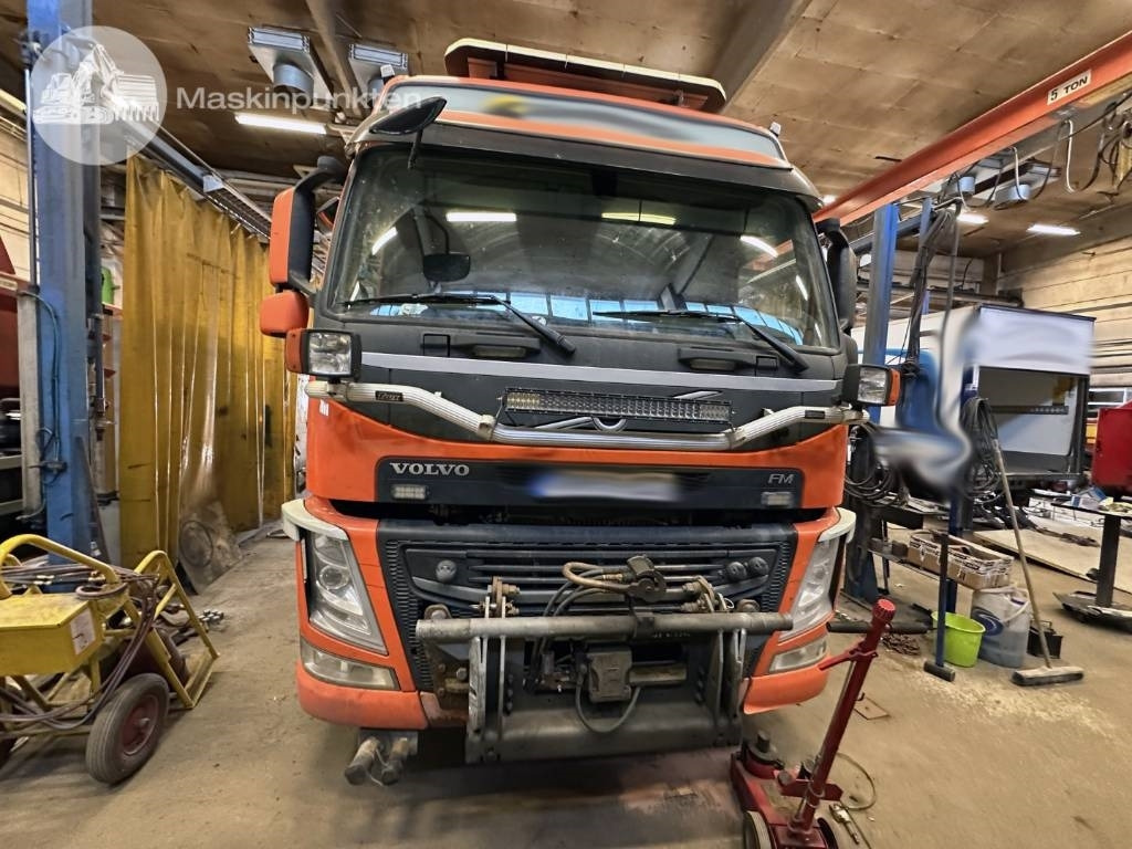 Volvo FM 460 LAXO TMA  - Camión portacontenedore/ Intercambiable: foto 3 Volvo FM 460 LAXO TMA  - Camión portacontenedore/ Intercambiable: foto 3