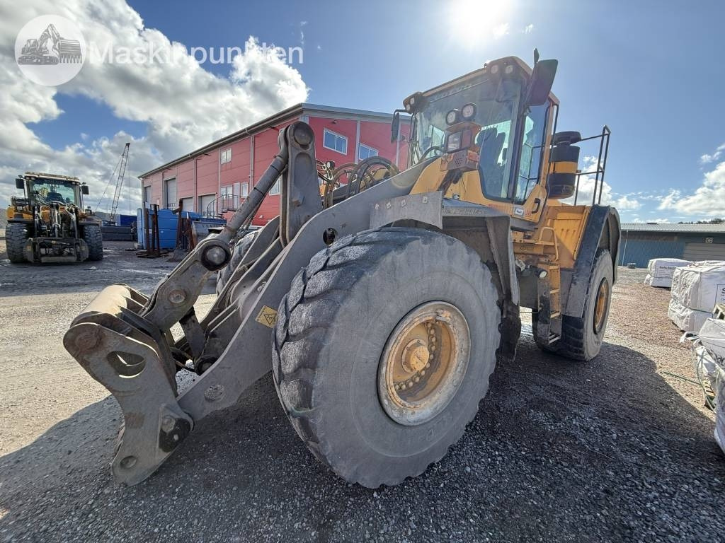 Volvo L 180 F - Cargadora de ruedas: foto 1 Volvo L 180 F - Cargadora de ruedas: foto 1