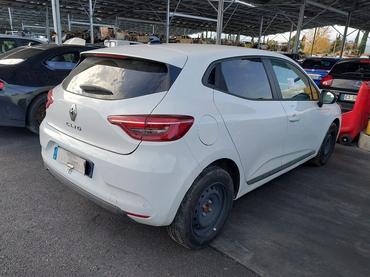 RENAULT CLIO V 1.0 TCE 90 EVOLUTION - Coche: foto 4 RENAULT CLIO V 1.0 TCE 90 EVOLUTION - Coche: foto 4