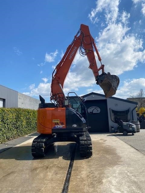 Hitachi ZX 135 US-6 - Excavadora de cadenas: foto 3 Hitachi ZX 135 US-6 - Excavadora de cadenas: foto 3