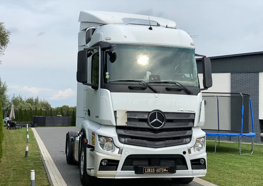 Mercedes-Benz ACTROS 1845 HYDRAULIKA - Cabeza tractora: foto 3 Mercedes-Benz ACTROS 1845 HYDRAULIKA - Cabeza tractora: foto 3