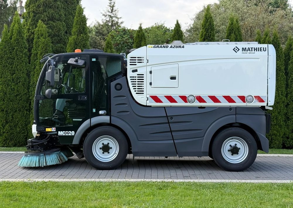 Inny MATHIEU GRAND AZURA MC420 ZAMIATARKA - Camión de basura: foto 4 Inny MATHIEU GRAND AZURA MC420 ZAMIATARKA - Camión de basura: foto 4