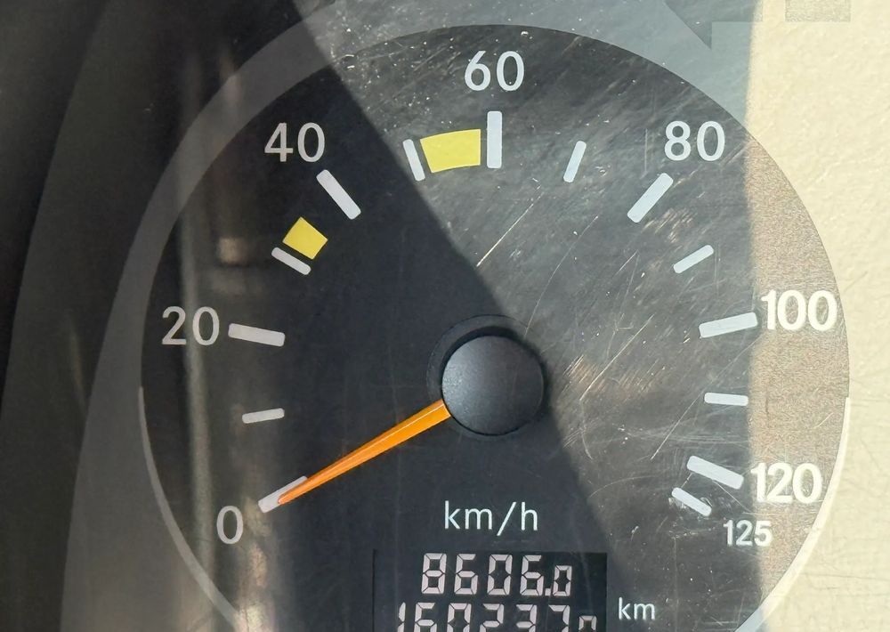 Leasing de Mercedes-Benz ACTROS 3241 8X4 CIFA24 7m3 Mercedes-Benz ACTROS 3241 8X4 CIFA24 7m3: foto 11 Leasing de Mercedes-Benz ACTROS 3241 8X4 CIFA24 7m3 Mercedes-Benz ACTROS 3241 8X4 CIFA24 7m3: foto 11