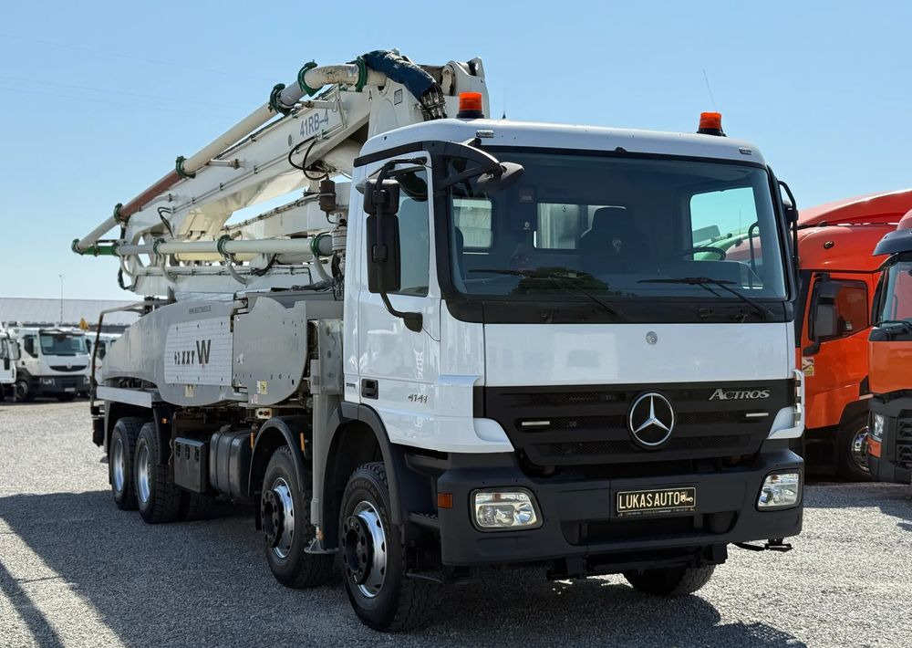 Mercedes-Benz ACTROS 4141 8X4 42 M GOTOWA DO PRACY - Camión bomba de hormigón: foto 3 Mercedes-Benz ACTROS 4141 8X4 42 M GOTOWA DO PRACY - Camión bomba de hormigón: foto 3
