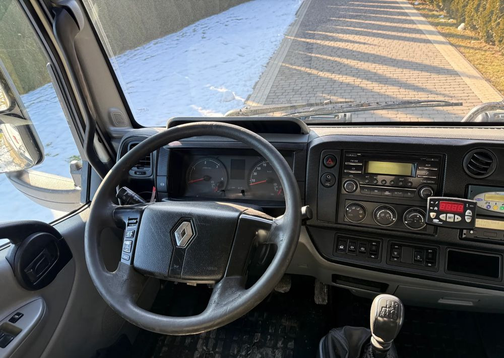 Camión frigorífico Renault D7.5 MANUAL LAMBERET CARRIER XARIOS 350: foto 10