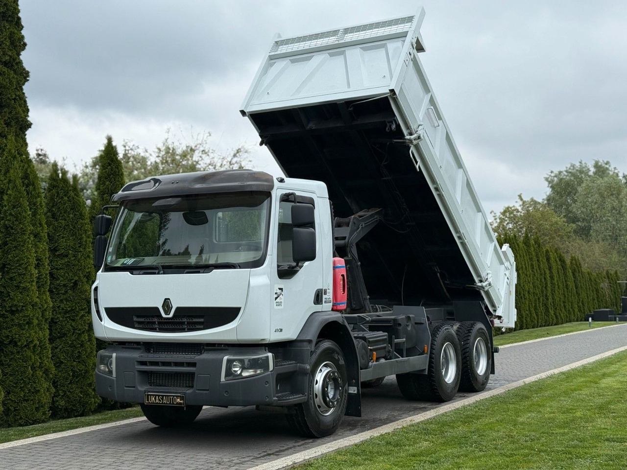 Renault PREMIUM 410 DXI 6X4 TIPPER - Camión volquete: foto 1 Renault PREMIUM 410 DXI 6X4 TIPPER - Camión volquete: foto 1