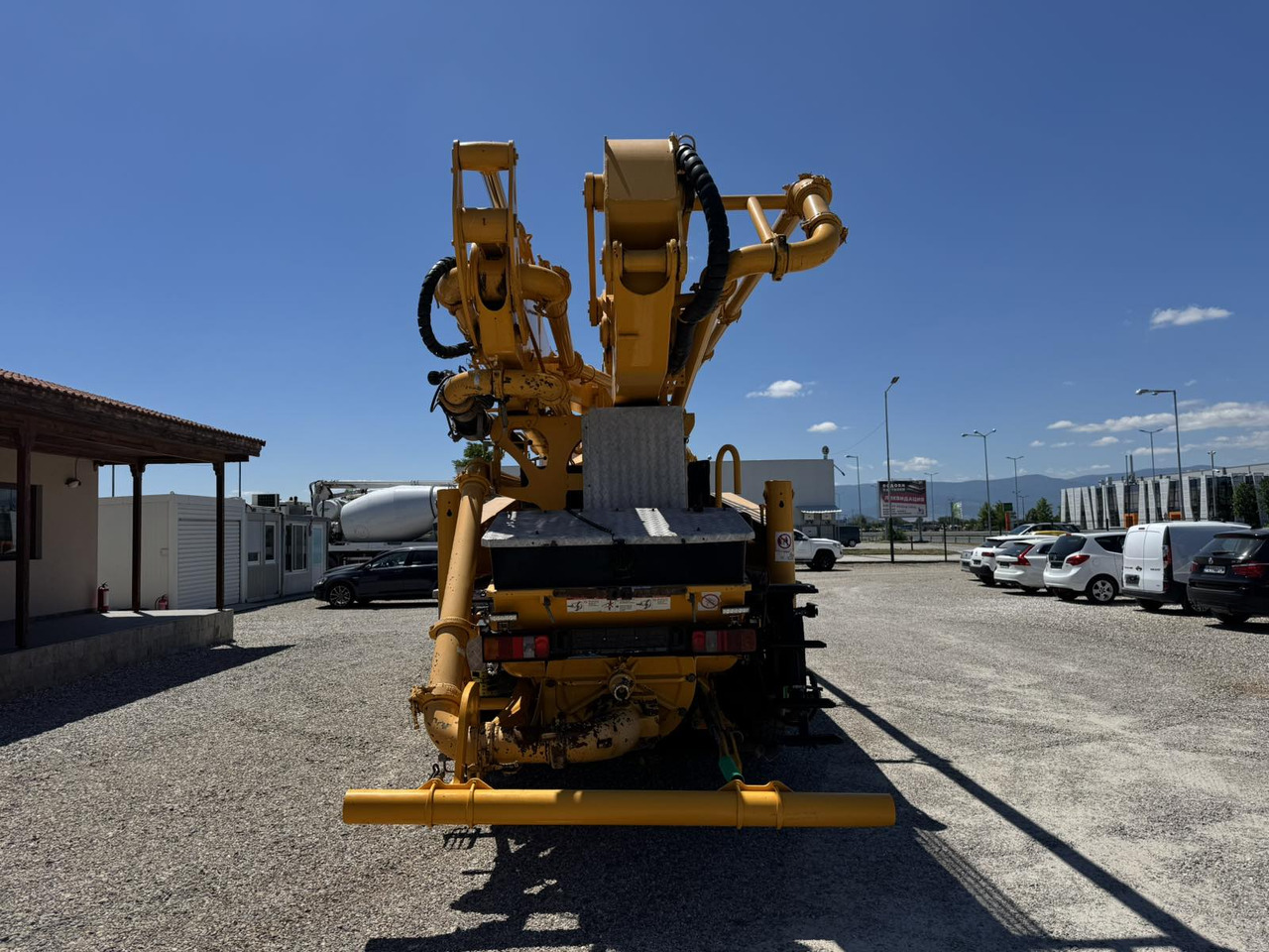 Camión bomba de hormigón MERCEDES-BENZ AROCS 4442 SCHWING S43SX: foto 6