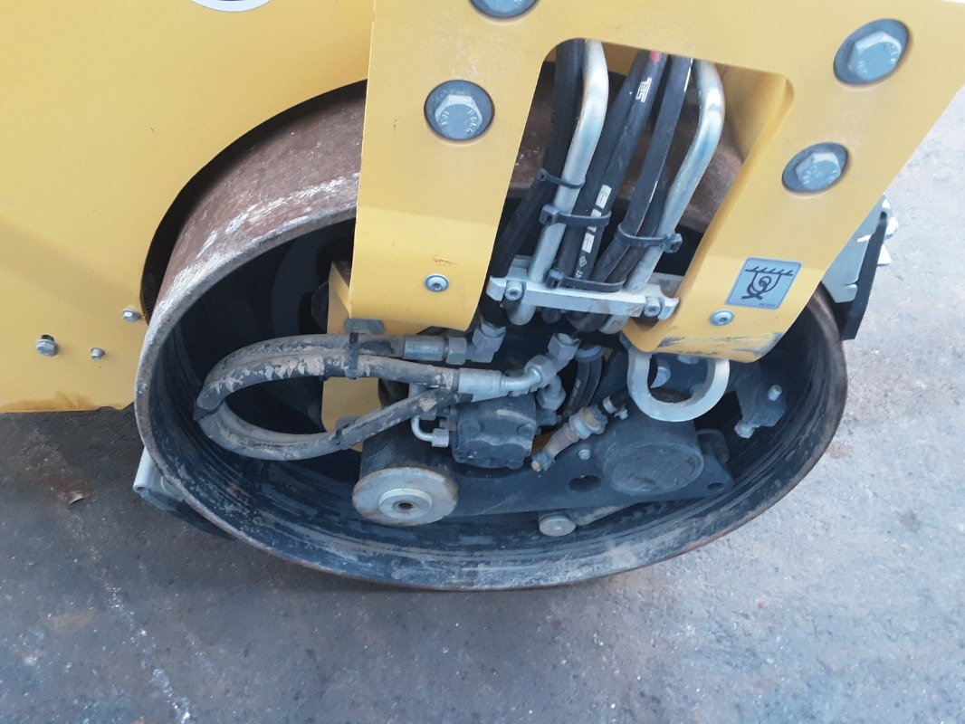 BOMAG DE BW 120 AD-5 Stage V/Tier 4f - Rodillo: foto 3 BOMAG DE BW 120 AD-5 Stage V/Tier 4f - Rodillo: foto 3