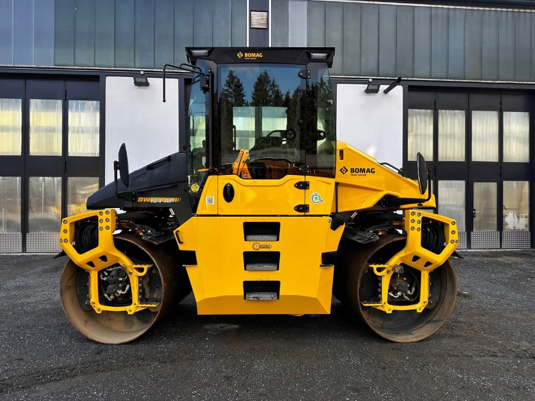 Apisonadora de asfalto nuevo BOMAG DE BW 154 AP-5 AM: foto 8