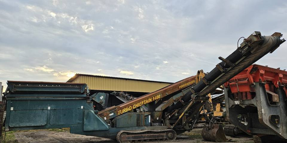 Przesiewacz mobilny Powerscreen Chieftain 1400 rozdrabniacz wibrokrata - Cribadora: foto 1 Przesiewacz mobilny Powerscreen Chieftain 1400 rozdrabniacz wibrokrata - Cribadora: foto 1