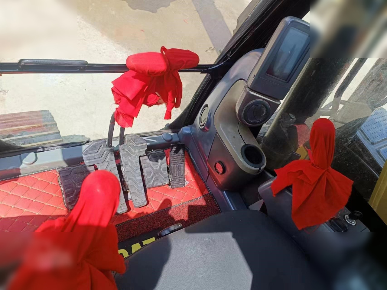 CATERPILLAR 312D - Excavadora de cadenas: foto 5 CATERPILLAR 312D - Excavadora de cadenas: foto 5