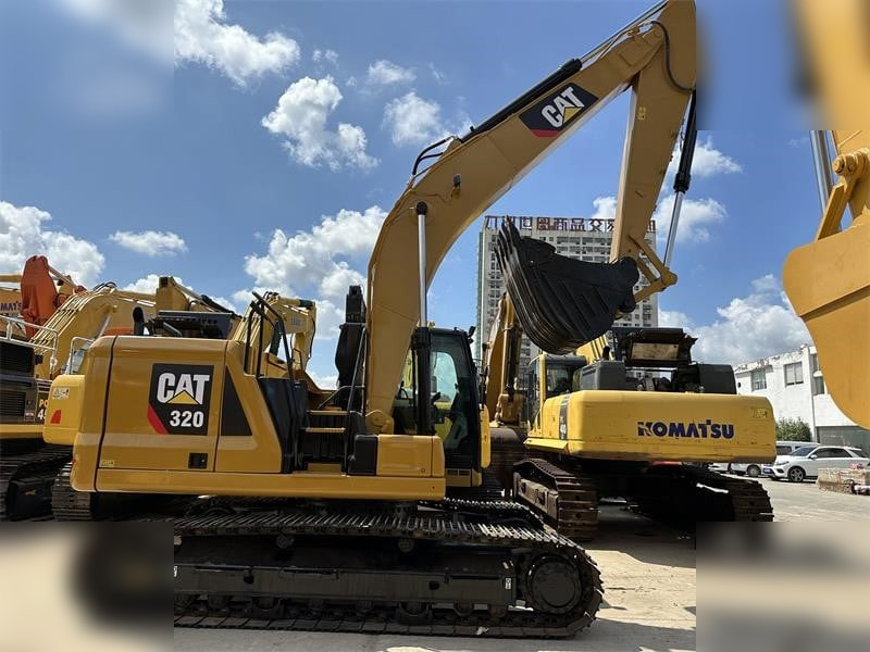 CATERPILLAR 320 - Excavadora de cadenas: foto 1 CATERPILLAR 320 - Excavadora de cadenas: foto 1