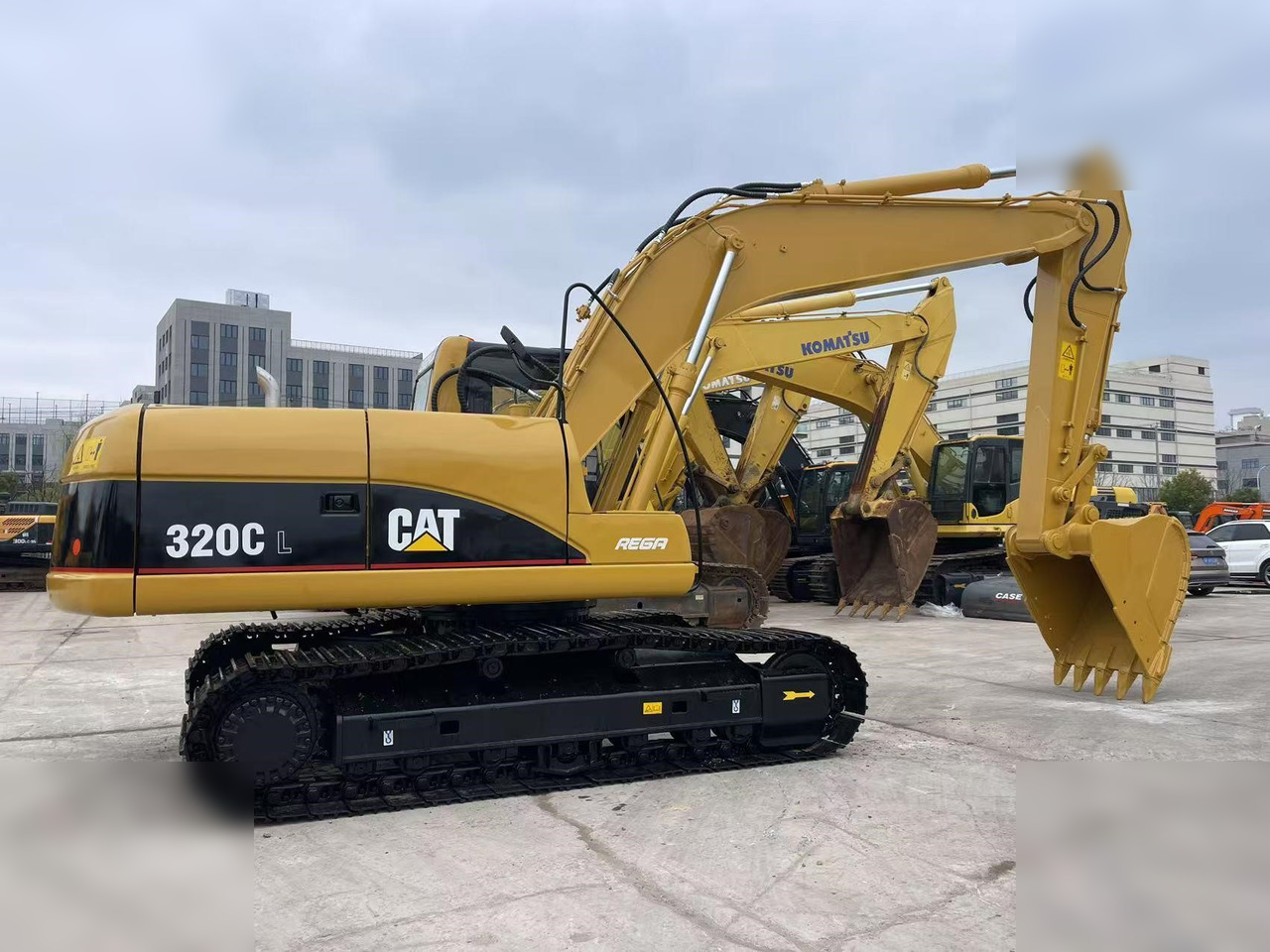CATERPILLAR 320C - Excavadora de cadenas: foto 1 CATERPILLAR 320C - Excavadora de cadenas: foto 1