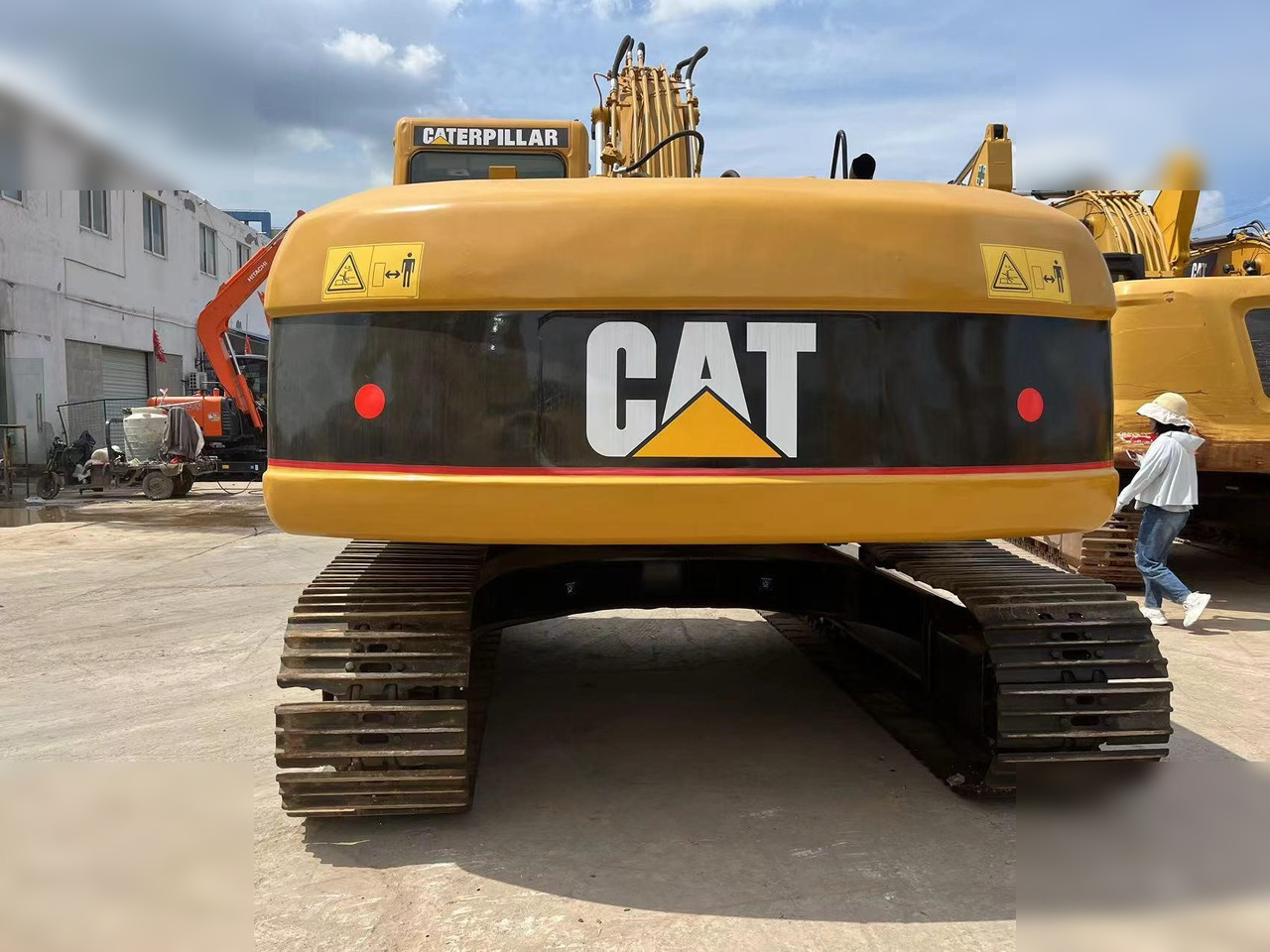CATERPILLAR 320CL - Excavadora de cadenas: foto 3 CATERPILLAR 320CL - Excavadora de cadenas: foto 3