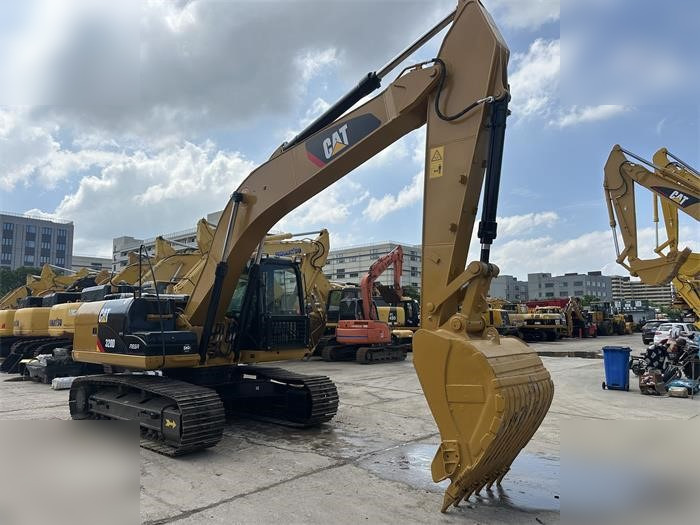 CATERPILLAR 320D - Excavadora de cadenas: foto 3 CATERPILLAR 320D - Excavadora de cadenas: foto 3