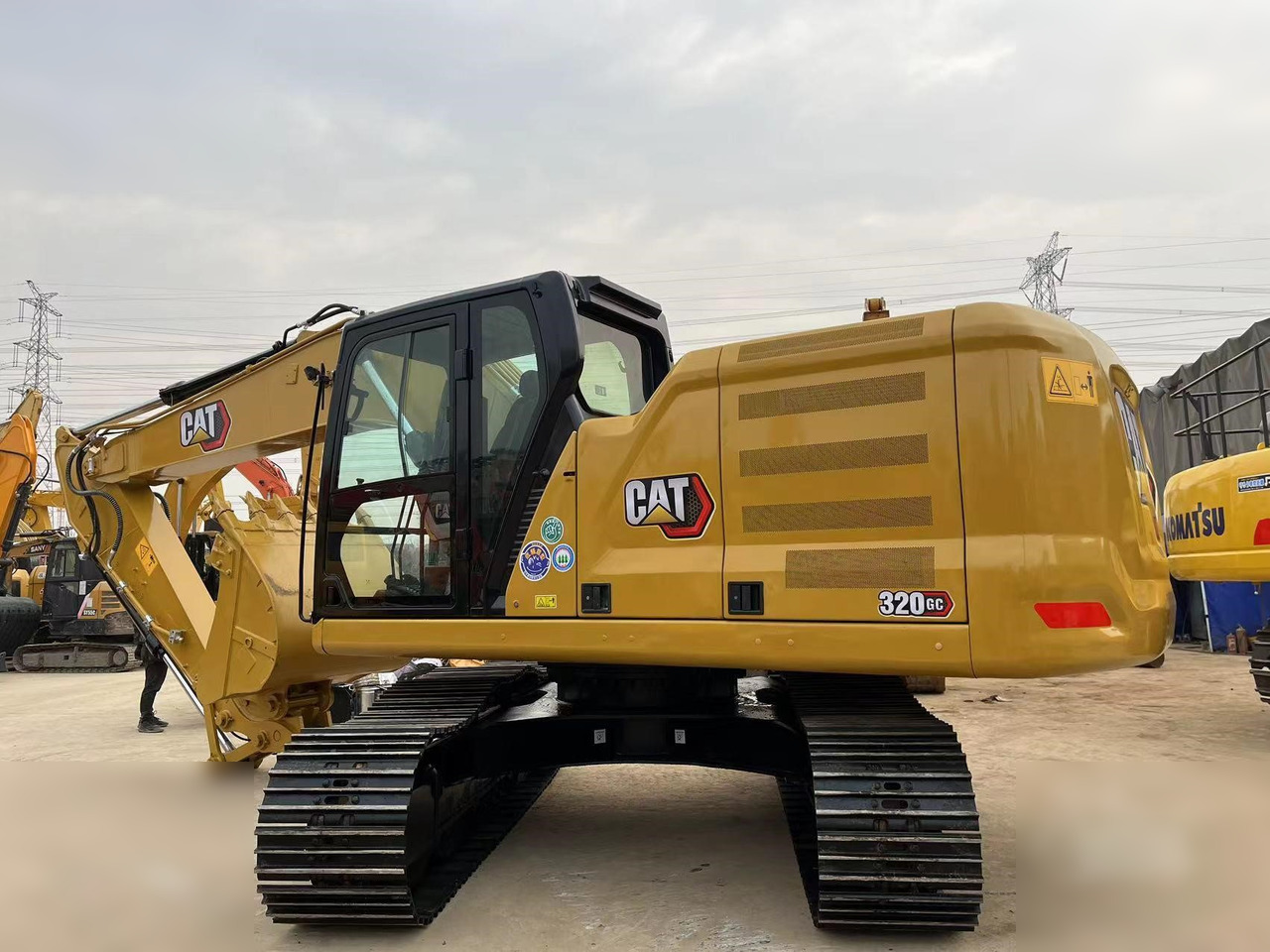 CATERPILLAR 320GC - Excavadora de cadenas: foto 5 CATERPILLAR 320GC - Excavadora de cadenas: foto 5
