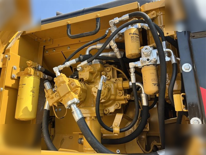 Excavadora de cadenas CATERPILLAR 336D: foto 6