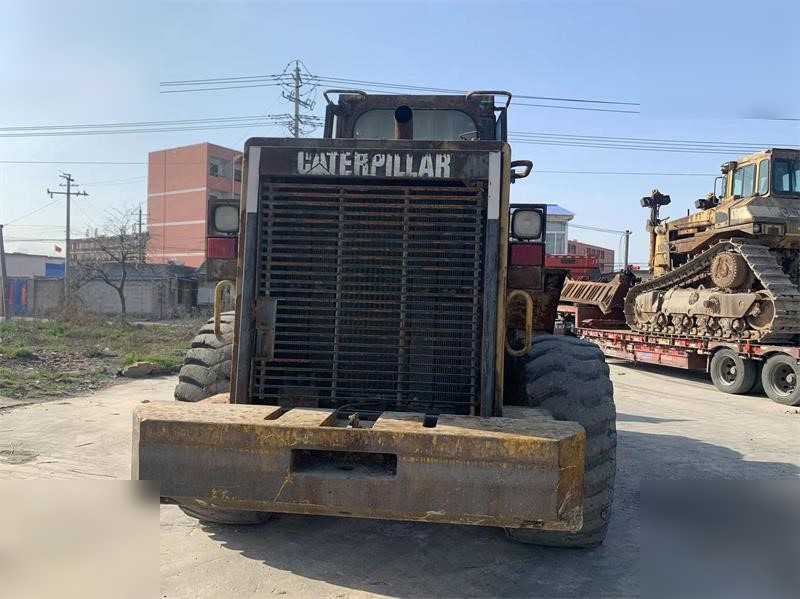 CATERPILLAR 966F - Cargadora de ruedas: foto 4 CATERPILLAR 966F - Cargadora de ruedas: foto 4