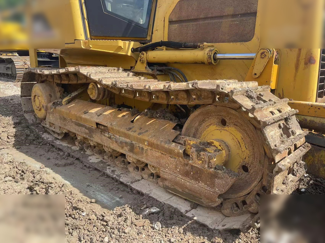 CATERPILLAR D5G XL - Bulldozer: foto 5 CATERPILLAR D5G XL - Bulldozer: foto 5