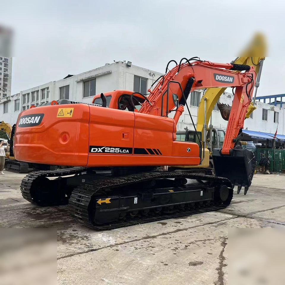DOOSAN DX225 LCA - Excavadora de cadenas: foto 4 DOOSAN DX225 LCA - Excavadora de cadenas: foto 4