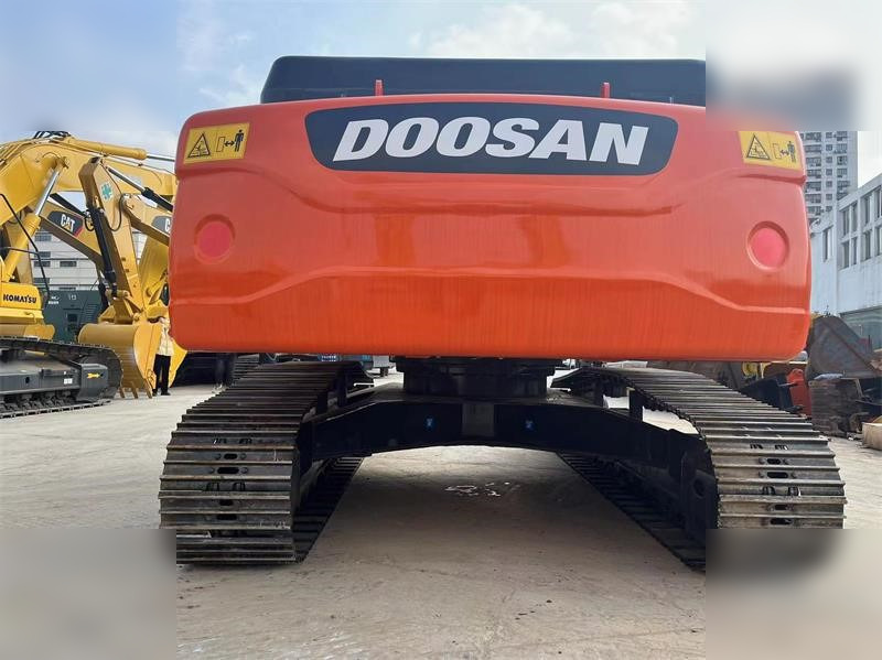 Excavadora de cadenas DOOSAN DX300 LC-9C: foto 6