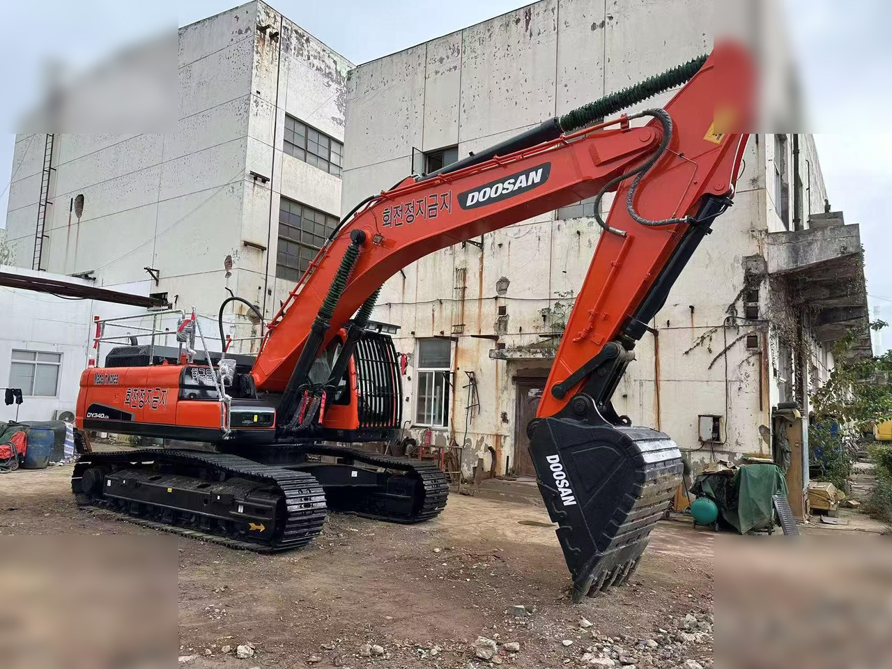 DOOSAN DX340 LCA - Excavadora de cadenas: foto 4 DOOSAN DX340 LCA - Excavadora de cadenas: foto 4