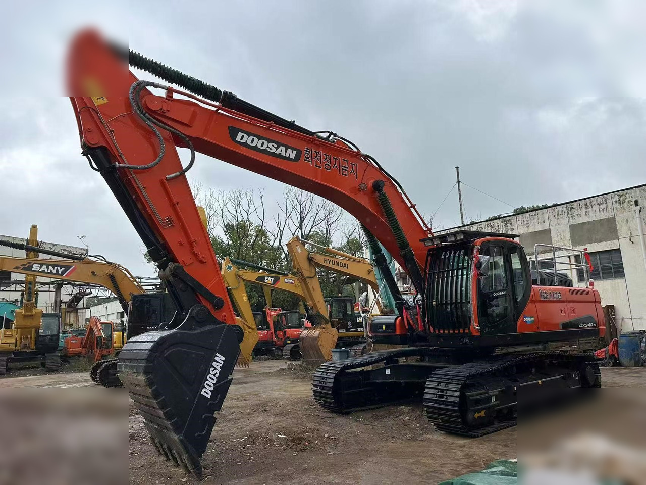 DOOSAN DX340 LCA - Excavadora de cadenas: foto 3 DOOSAN DX340 LCA - Excavadora de cadenas: foto 3