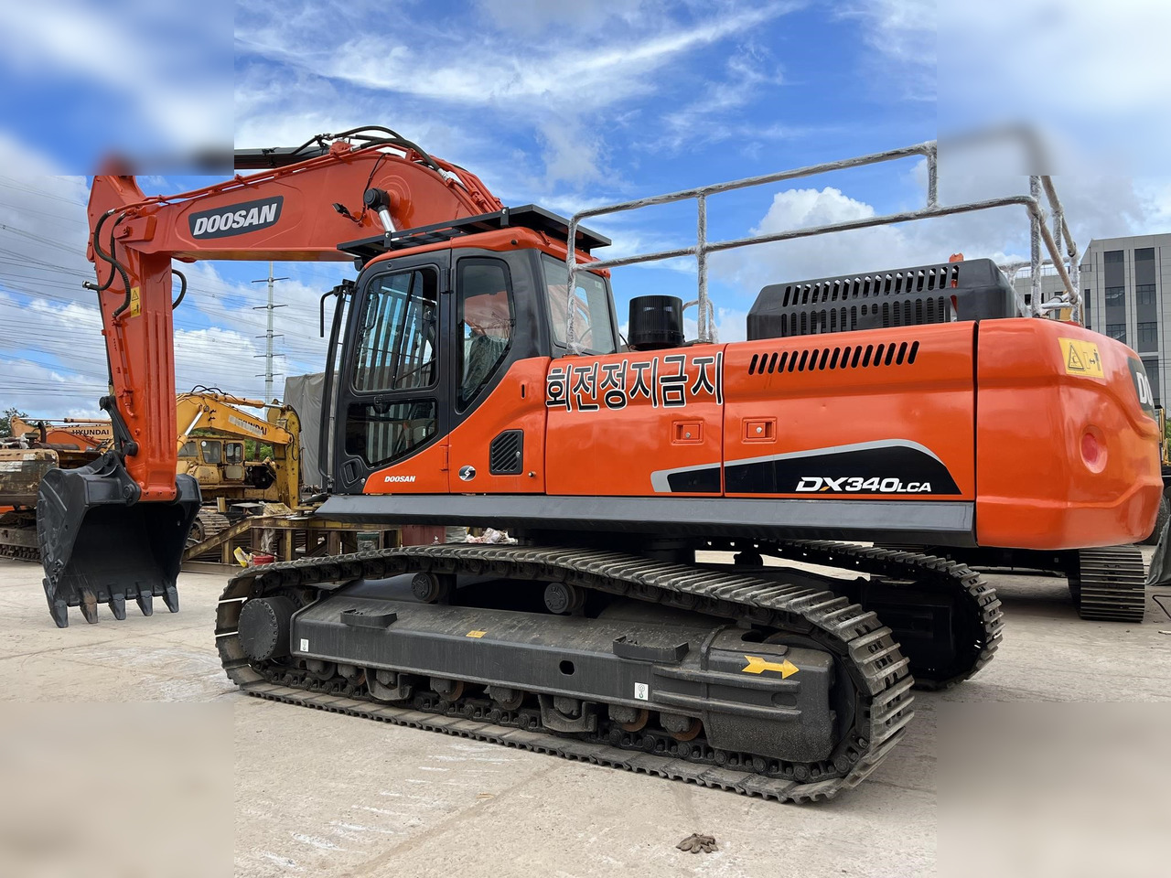 DOOSAN DX340 LCA - Excavadora de cadenas: foto 3 DOOSAN DX340 LCA - Excavadora de cadenas: foto 3