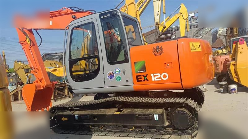 HITACHI EX120-5 - Excavadora de cadenas: foto 1 HITACHI EX120-5 - Excavadora de cadenas: foto 1