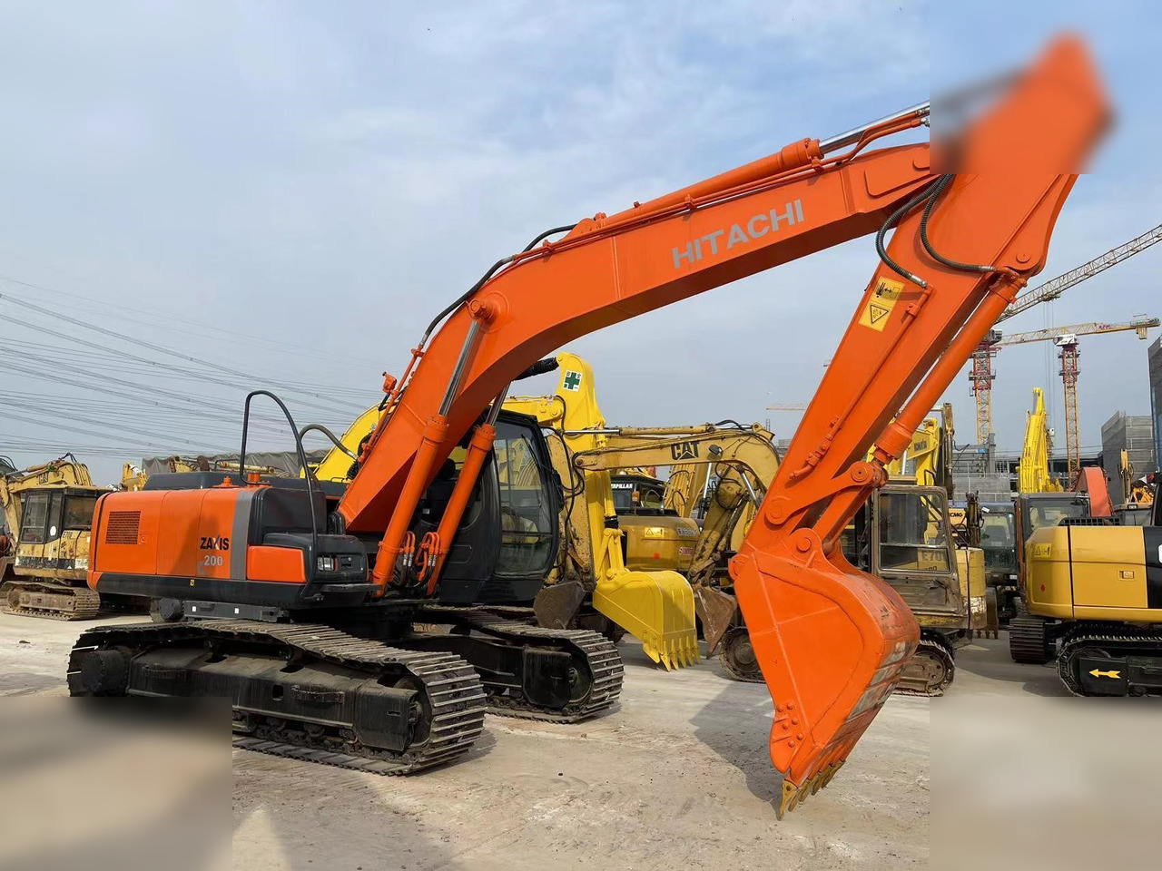 HITACHI ZX200 - Excavadora de cadenas: foto 4 HITACHI ZX200 - Excavadora de cadenas: foto 4