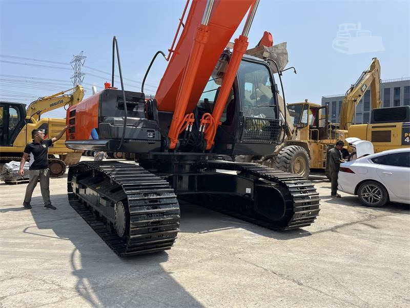 HITACHI ZX350H-5G - Excavadora de cadenas: foto 4 HITACHI ZX350H-5G - Excavadora de cadenas: foto 4