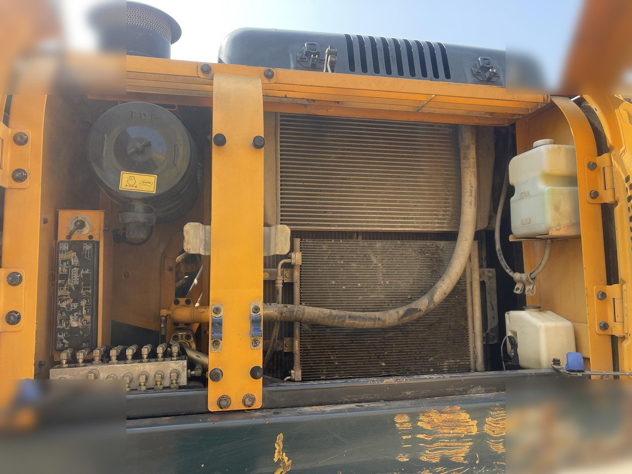 Excavadora de cadenas HYUNDAI ROBEX 220 LC-9S: foto 7