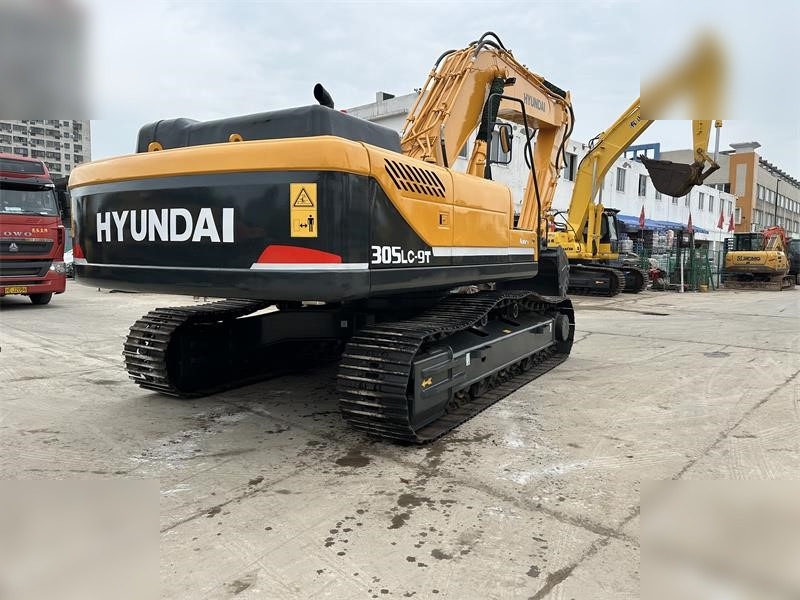 HYUNDAI ROBEX 305 LC-9T - Excavadora de cadenas: foto 5 HYUNDAI ROBEX 305 LC-9T - Excavadora de cadenas: foto 5