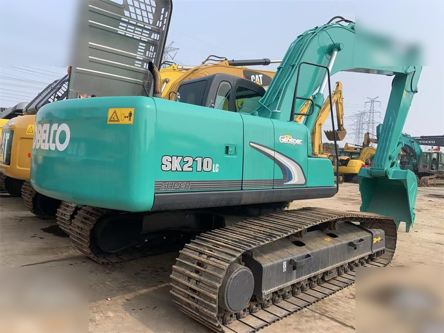 KOBELCO SK210 LC-8 - Excavadora de cadenas: foto 2 KOBELCO SK210 LC-8 - Excavadora de cadenas: foto 2