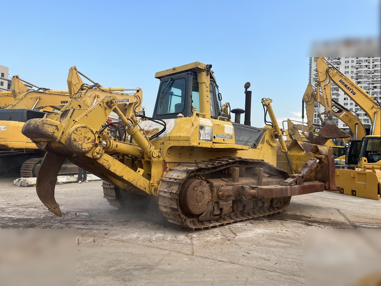 KOMATSU D155A-5 - Bulldozer: foto 2 KOMATSU D155A-5 - Bulldozer: foto 2