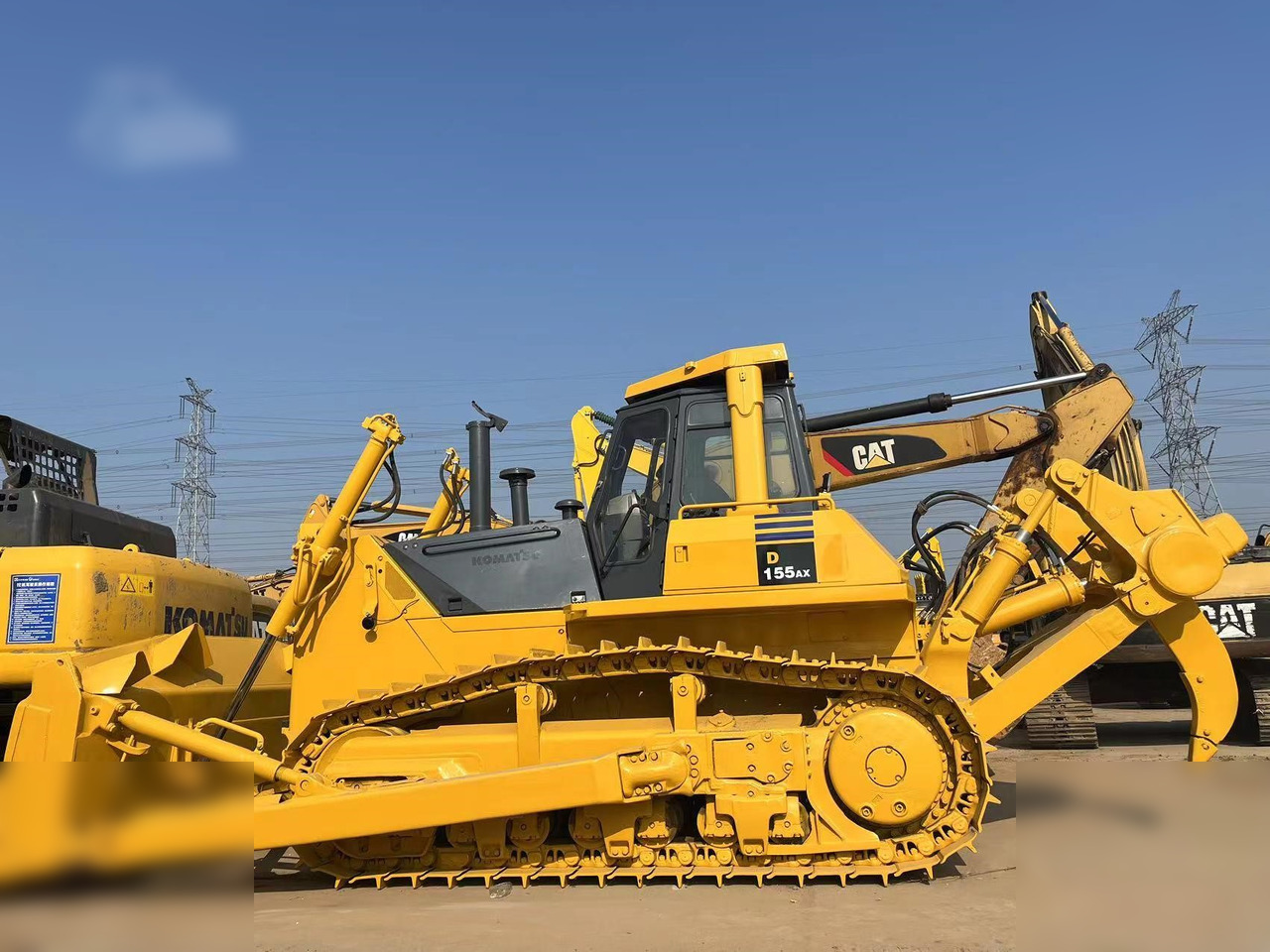 KOMATSU D155AX-5 - Bulldozer: foto 1 KOMATSU D155AX-5 - Bulldozer: foto 1