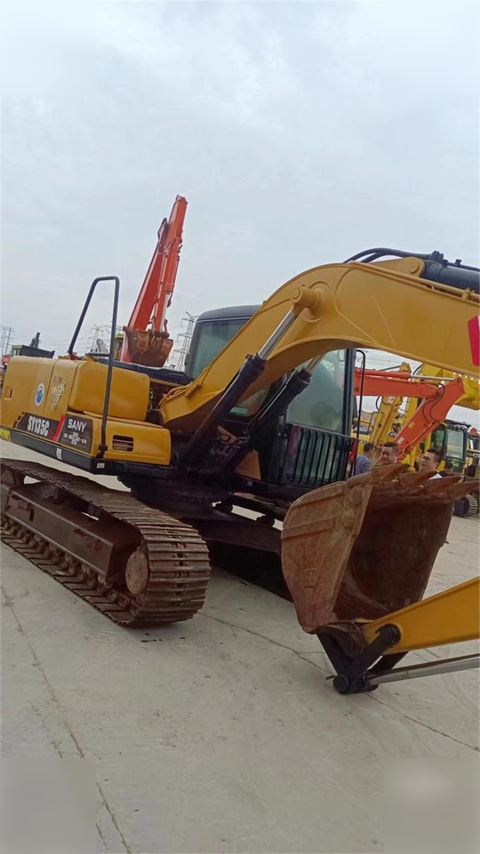 SANY SY135C - Excavadora de cadenas: foto 2 SANY SY135C - Excavadora de cadenas: foto 2