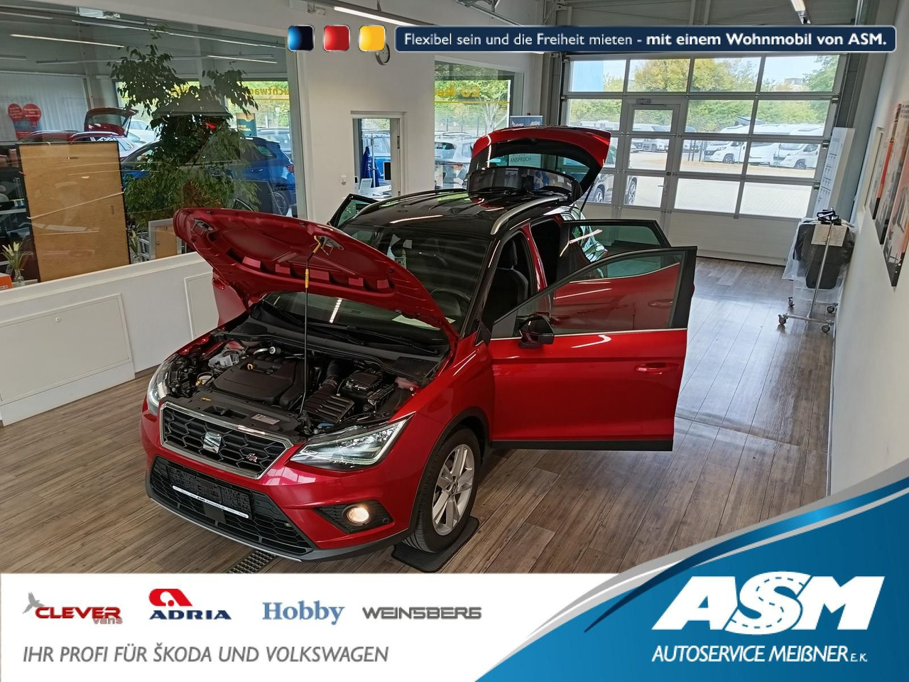 Seat Arona 1,5TSI FR*AHK*NAVI*ACC*LED*BEATS*R-KAM*DAB - SUV/ Todoterreno: foto 1 Seat Arona 1,5TSI FR*AHK*NAVI*ACC*LED*BEATS*R-KAM*DAB - SUV/ Todoterreno: foto 1