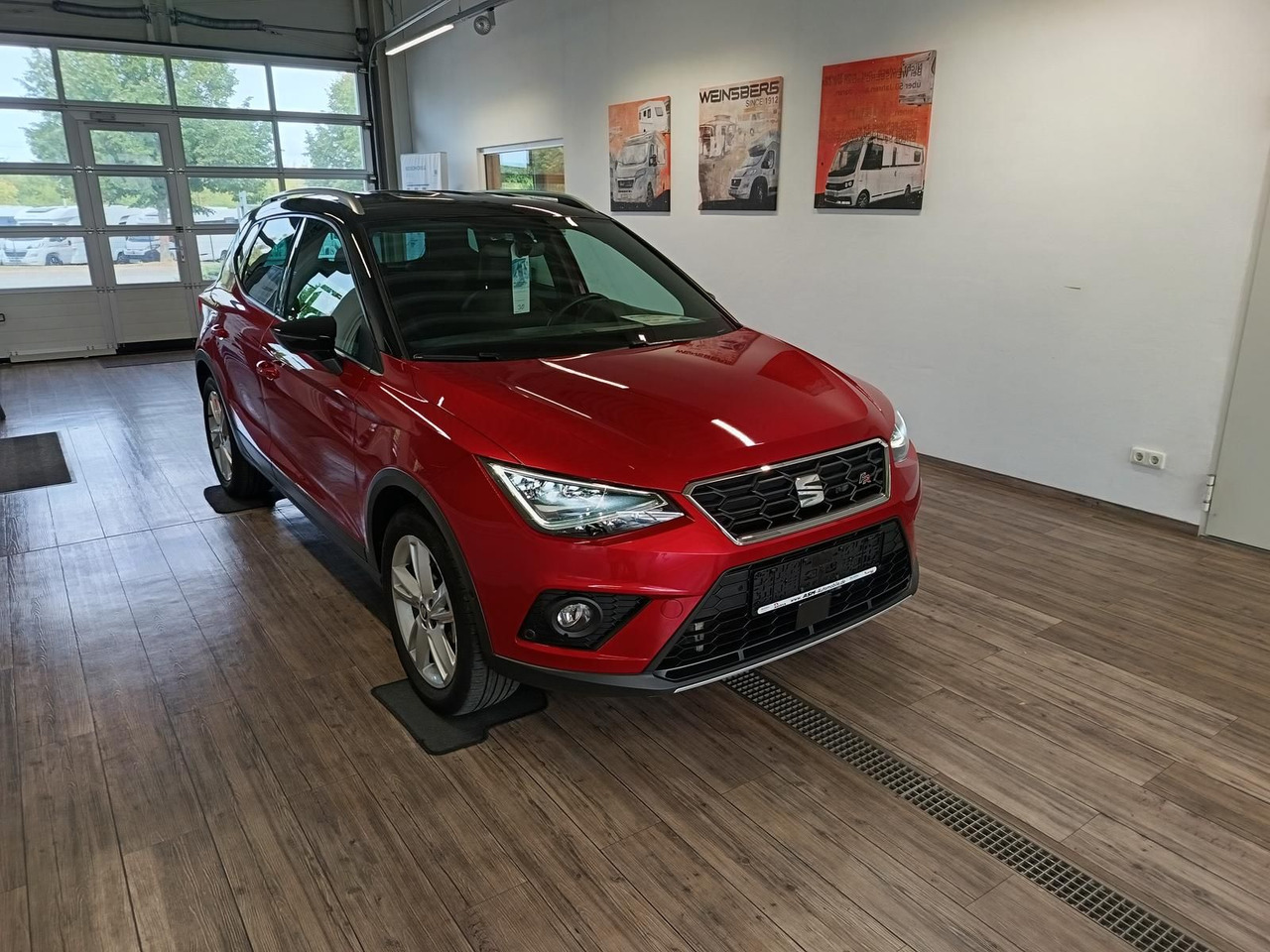Seat Arona 1,5TSI FR*AHK*NAVI*ACC*LED*BEATS*R-KAM*DAB - SUV/ Todoterreno: foto 3 Seat Arona 1,5TSI FR*AHK*NAVI*ACC*LED*BEATS*R-KAM*DAB - SUV/ Todoterreno: foto 3