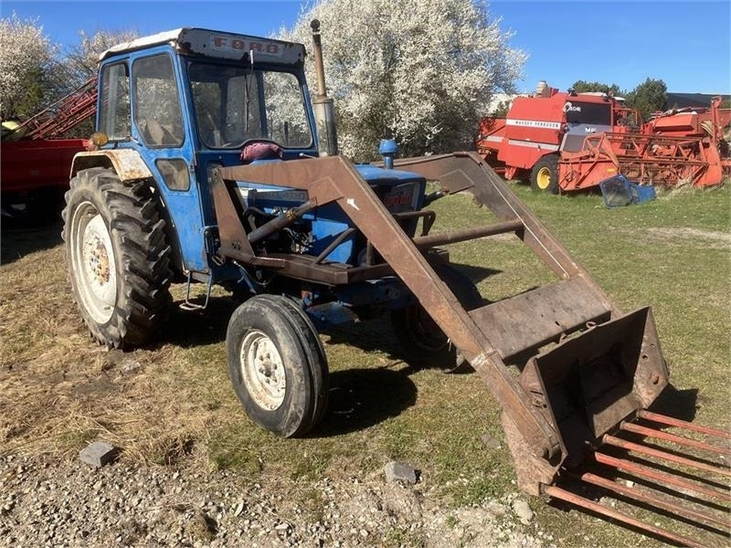 Ford 4000 Med frontlæsser - Tractor: foto 2 Ford 4000 Med frontlæsser - Tractor: foto 2