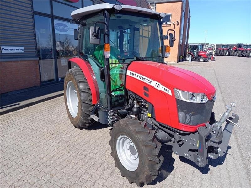 Massey Ferguson 1765 M HC - Tractor municipal: foto 1 Massey Ferguson 1765 M HC - Tractor municipal: foto 1