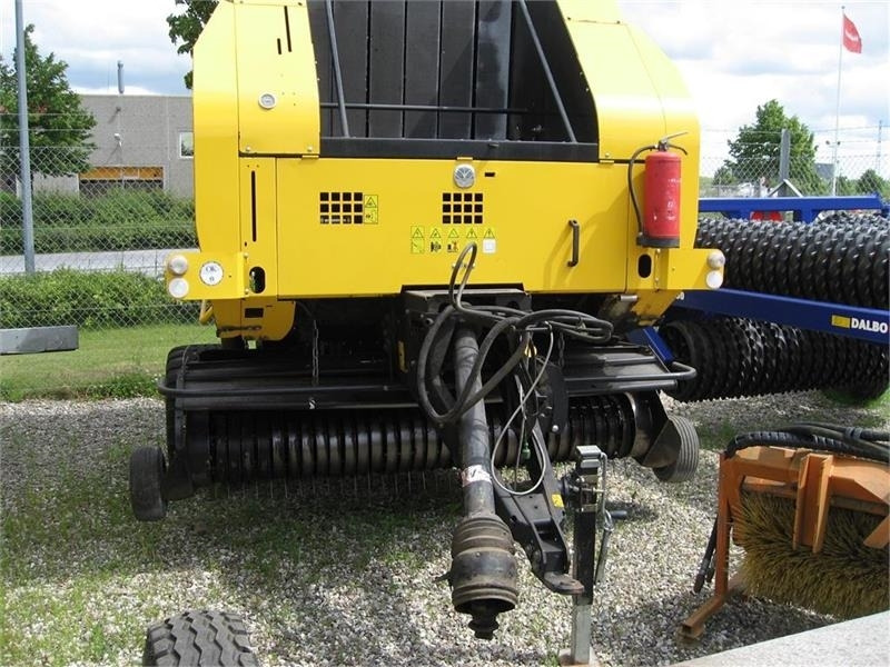 New Holland BR7070 med SUPER FEED - Rotoempacadora: foto 2 New Holland BR7070 med SUPER FEED - Rotoempacadora: foto 2