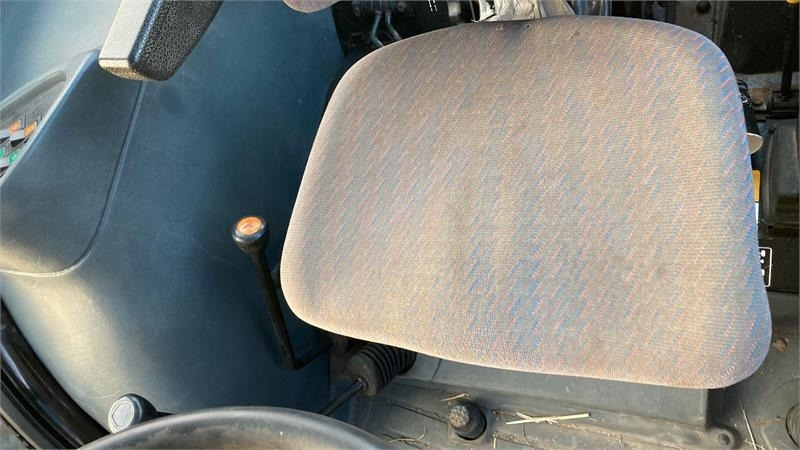 New Holland TD90D  - Tractor: foto 5 New Holland TD90D  - Tractor: foto 5