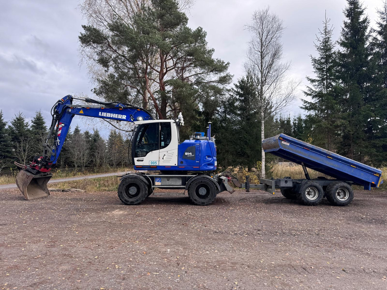 Liebherr A 914 Compact Litronic - Excavadora de ruedas: foto 4 Liebherr A 914 Compact Litronic - Excavadora de ruedas: foto 4