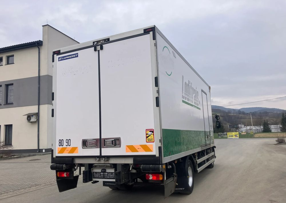 Renault Renault Gama D 250 chłodnia izoterma 16 PALET - Camión frigorífico: foto 3 Renault Renault Gama D 250 chłodnia izoterma 16 PALET - Camión frigorífico: foto 3