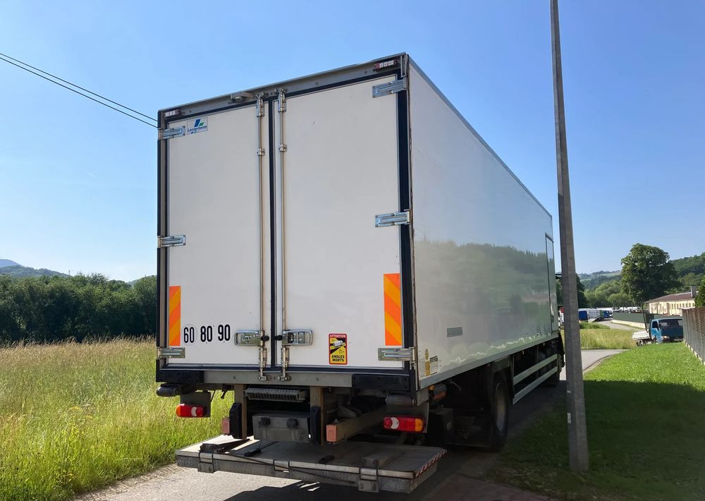 Renault Renault Gama D19 chłodnia izoterma - Camión frigorífico: foto 4 Renault Renault Gama D19 chłodnia izoterma - Camión frigorífico: foto 4