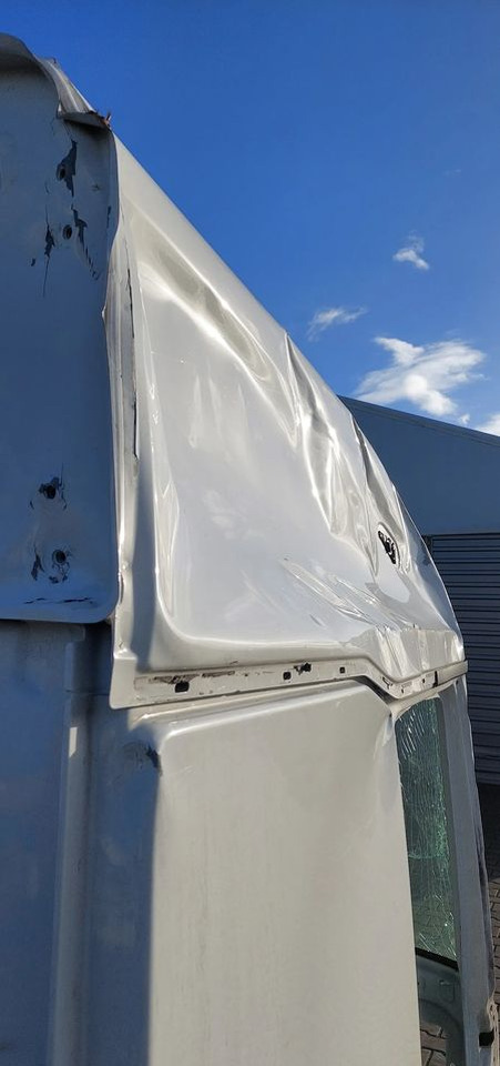 Cabina para Camión KABINA RENAULT GAMA T WYSOKA 2023R: foto 6