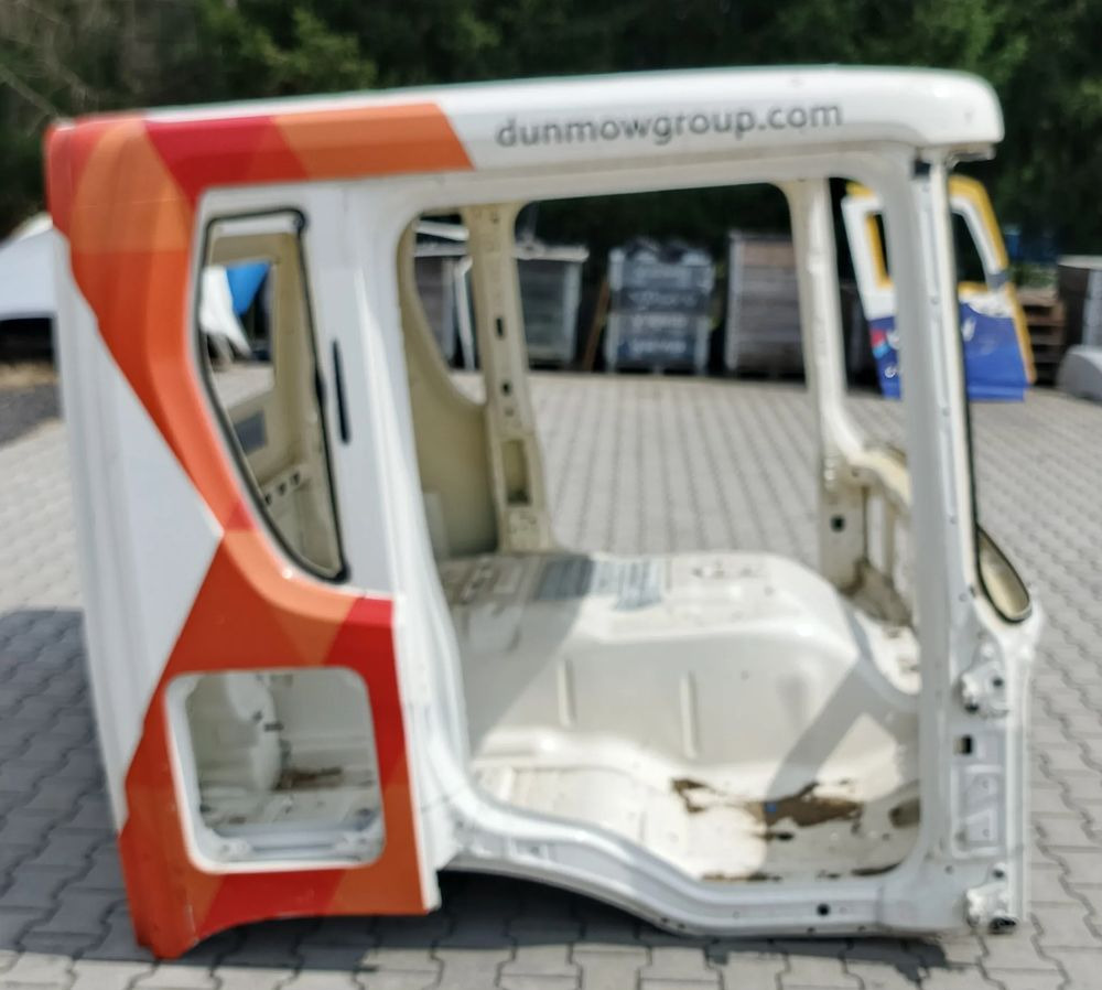 KABINA SCANIA P NGT - Cabina para Camión: foto 4 KABINA SCANIA P NGT - Cabina para Camión: foto 4