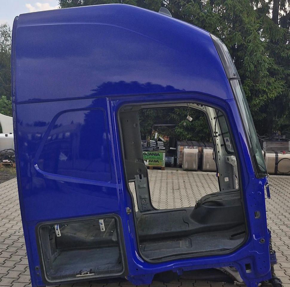 KABINA VOLVO FH4 XL - Cabina para Camión: foto 2 KABINA VOLVO FH4 XL - Cabina para Camión: foto 2