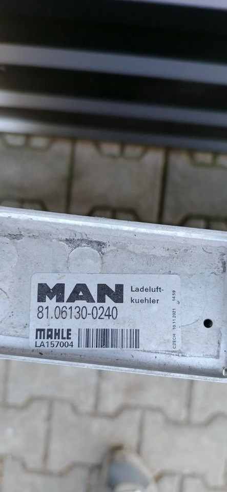 MAN TGS TG3 CHŁODNICA POWIETRZA INTERCOOLER NOWY - Intercooler para Camión: foto 3 MAN TGS TG3 CHŁODNICA POWIETRZA INTERCOOLER NOWY - Intercooler para Camión: foto 3